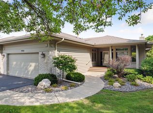 8925 Hilloway Rd, Eden Prairie, MN 55347
