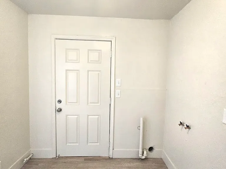 205 Santa Cruz St — Photo 13