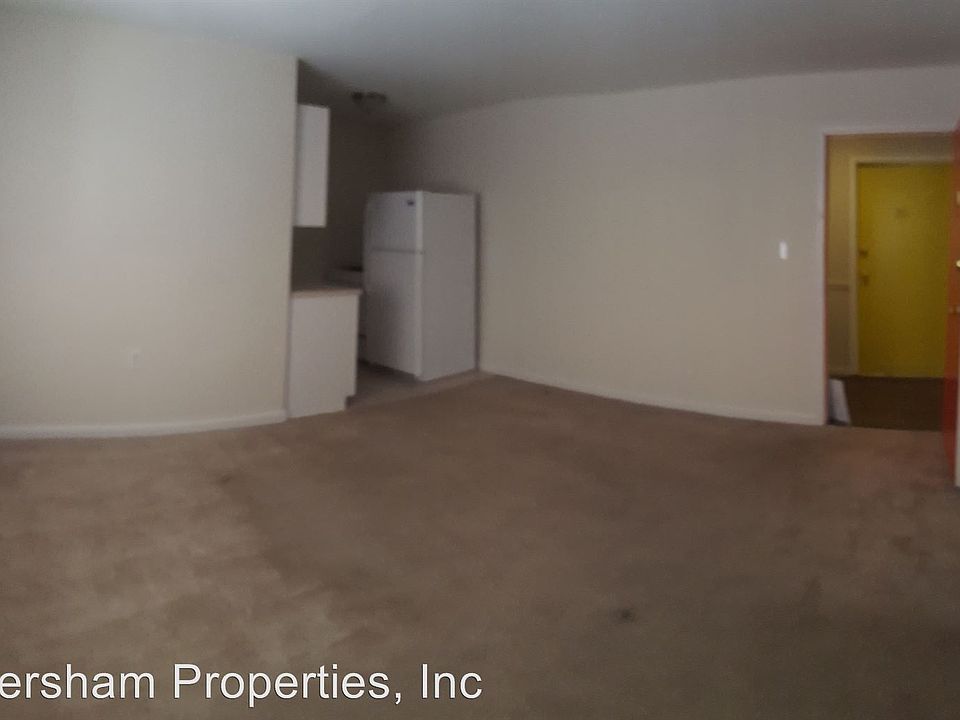 2nd image of 76 12th St NE APT 13