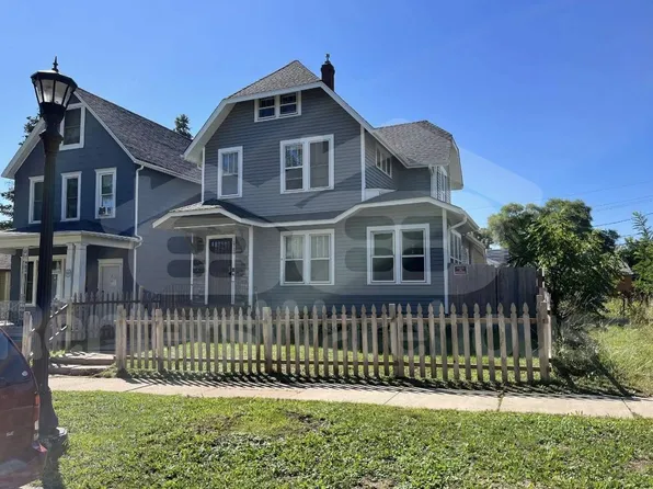 720 Hawthorne Ave E, Saint Paul, MN 55106