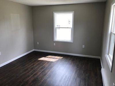 2nd image of 7535 S Fairfax Rd #5