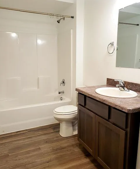 1333 N 27th St #4 — Photo 3
