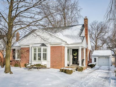 1495 Washington Blvd, Birmingham, MI, 48009
