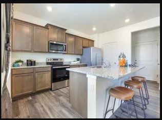 9611 Applewood St, Firestone, CO 80504