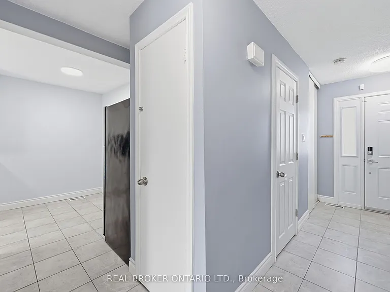 262 Kenora Ave #29 — Photo 10