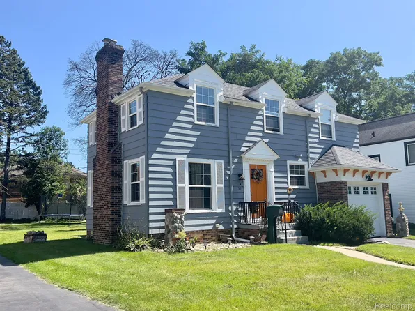 37 Chippewa Rd, Pontiac, MI 48341