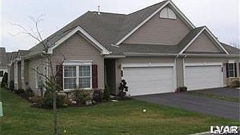 1st image of 17 Canterbury Ln