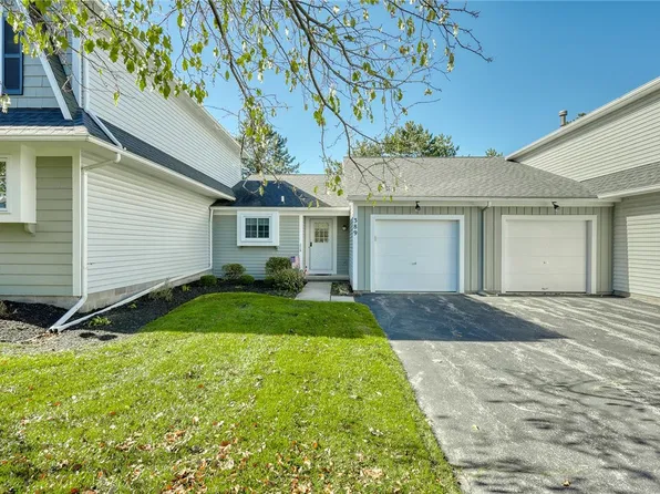 389 Lenora Ln, Webster, NY 14580