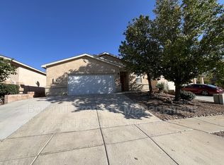 9219 Lower Meadow Ave SW, Albuquerque, NM 87121