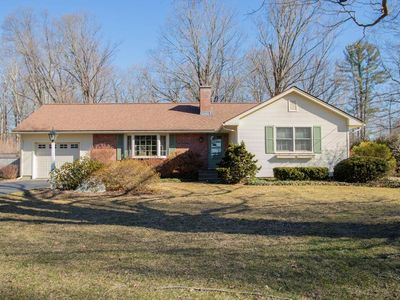 67 Meadow Ln, Greenfield, MA, 01301