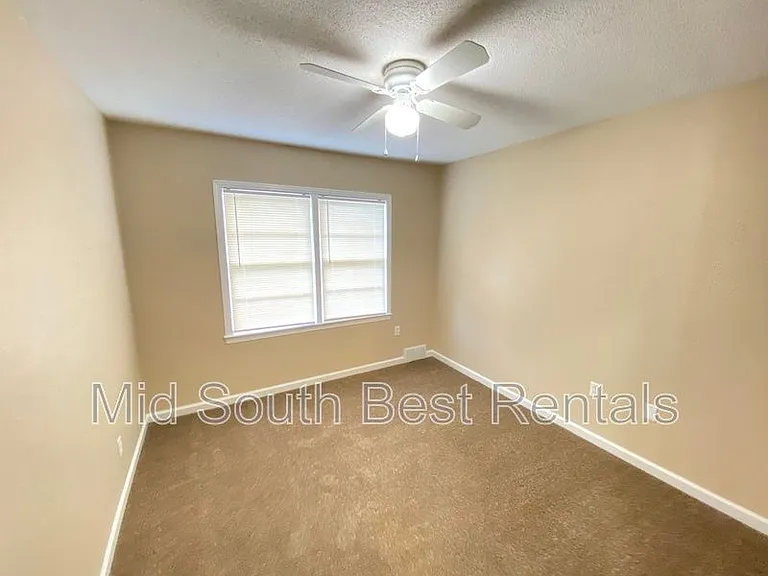 3067 Rainier Dr — Photo 9