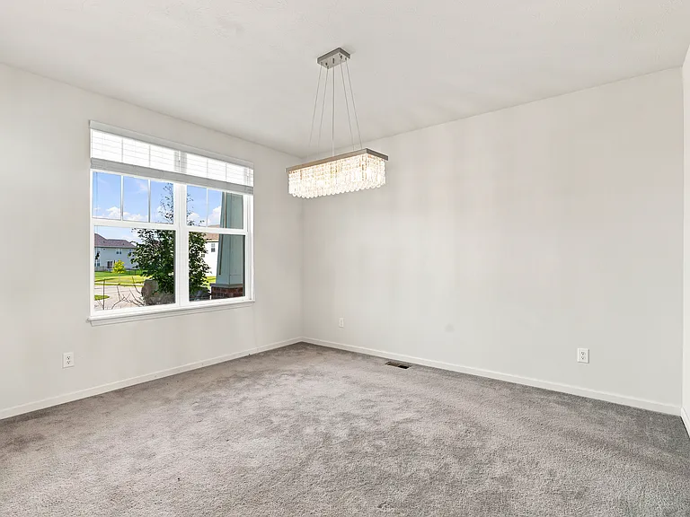 15555 Memorial Way — Photo 28