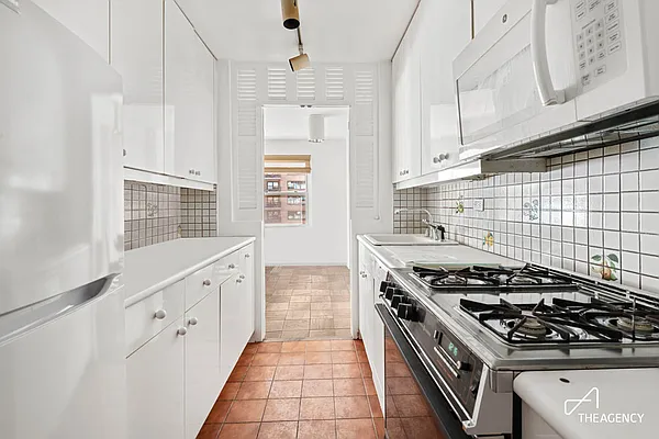 Sold by The Agency | media 8