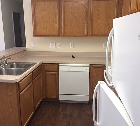 5th image of 506 Pauling Dr Sunny Side Villas