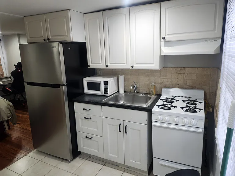 3311 Guilford Ave #3 — Photo 2