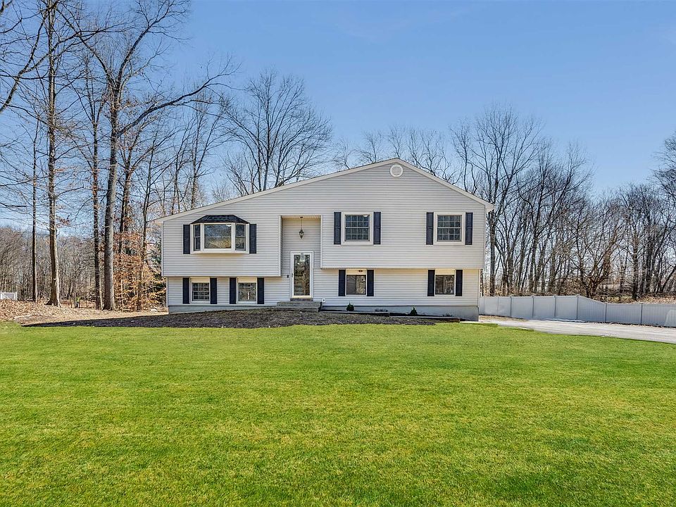 40 Queen Anne Ln, Wappingers Falls, NY 12590 Zillow