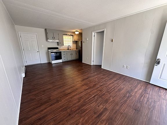 2nd image of 516 E Charles St #1