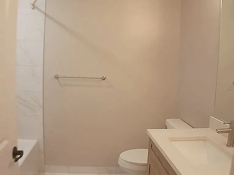Prentiss Pointe Apartments — Photo 81