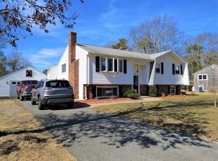 36 High Pine Dr, Plymouth, MA 02360