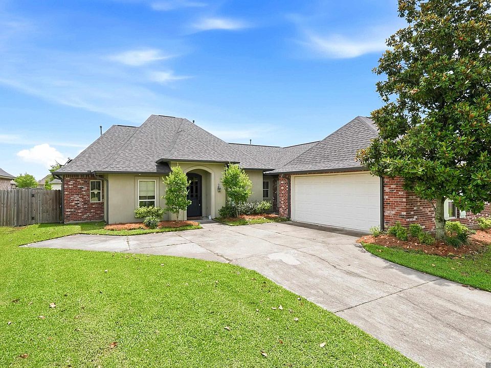1st image of 41146 Bayou Segnette Ave