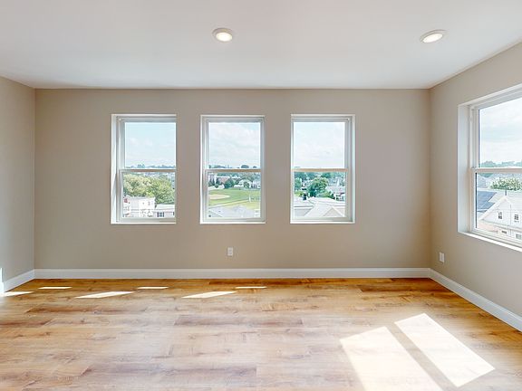 4th image of 100 Revere St #508