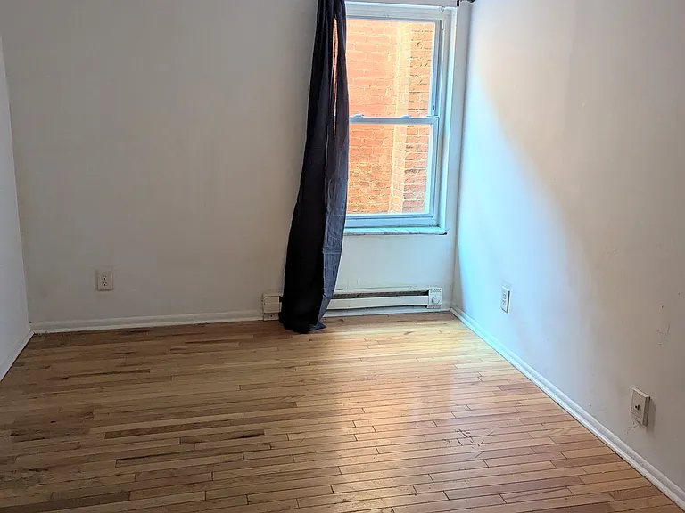 270 W McMicken Ave #3 — Photo 3