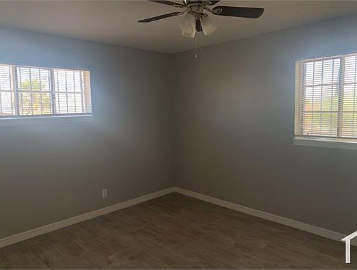 5th image of 3315 Edgar Park Ave