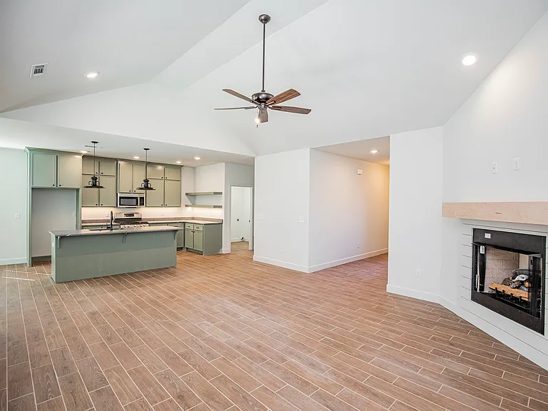 937 Cook Ln — Photo 11