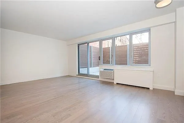 Rented by Evans Real Estate | media 10