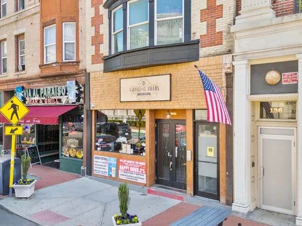 140 Grand St #2B, Waterbury, CT 06702