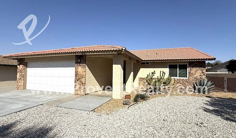 13165 Rain Shadow Rd — Photo 1