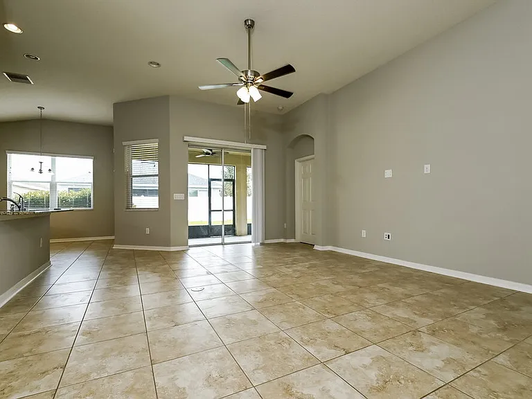 8204 Belle Grove Ct — Photo 3