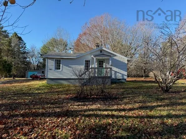 36 Gilmore Rd, Queens, NS B0T 1X0