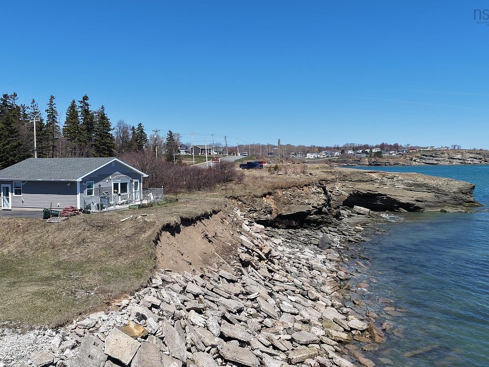 1st image of 675 Shore Rd
