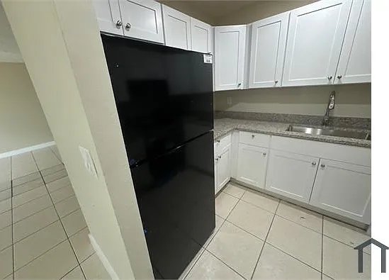 2 bed, 1100 sqft, $2,300 — Photo 2