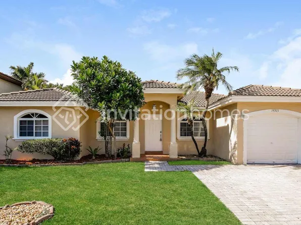 14305 SW 164th Ter, Miami, FL 33177