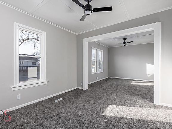 4th image of 1428 W Main St