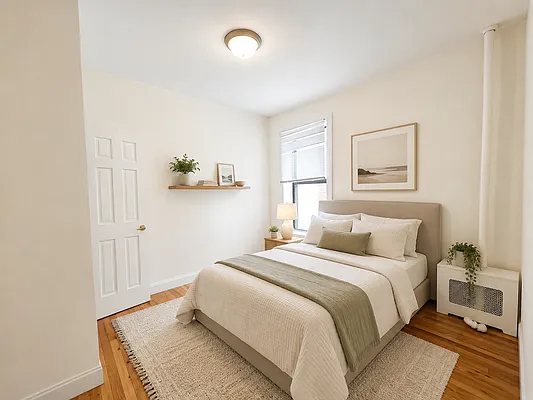 Bedroom, photo 2