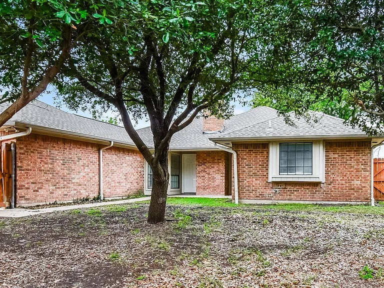 504 N Winding Oaks Dr — Photo 16