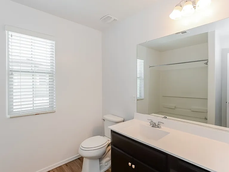 825 S Swallow Ln — Photo 18
