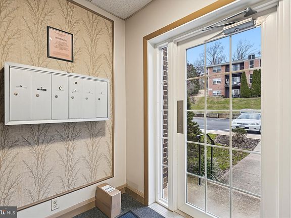 3rd image of 115 Donzen Dr APT D