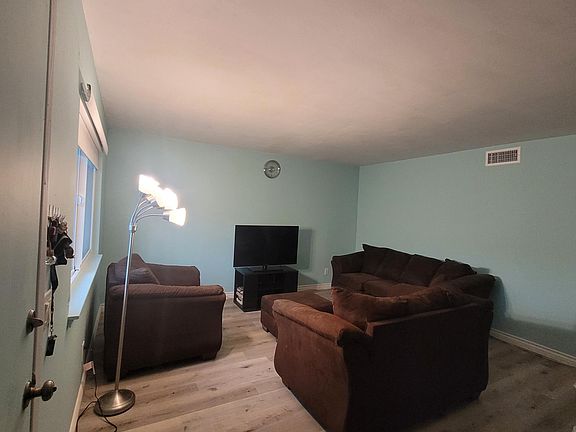 5th image of 1170 W Calle De La Luna APT 1
