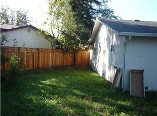 102 Calvin Pl, Santa Cruz, CA 95060