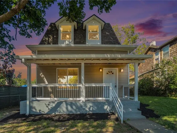 1107 Powell St, Saint Joseph, MO 64501