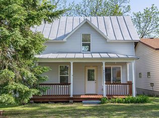421 Lawrence St, Westfield, WI 53964
