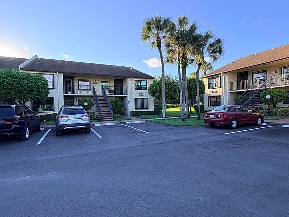 2nd image of 7879 WILLOW SPRING Drive #927
