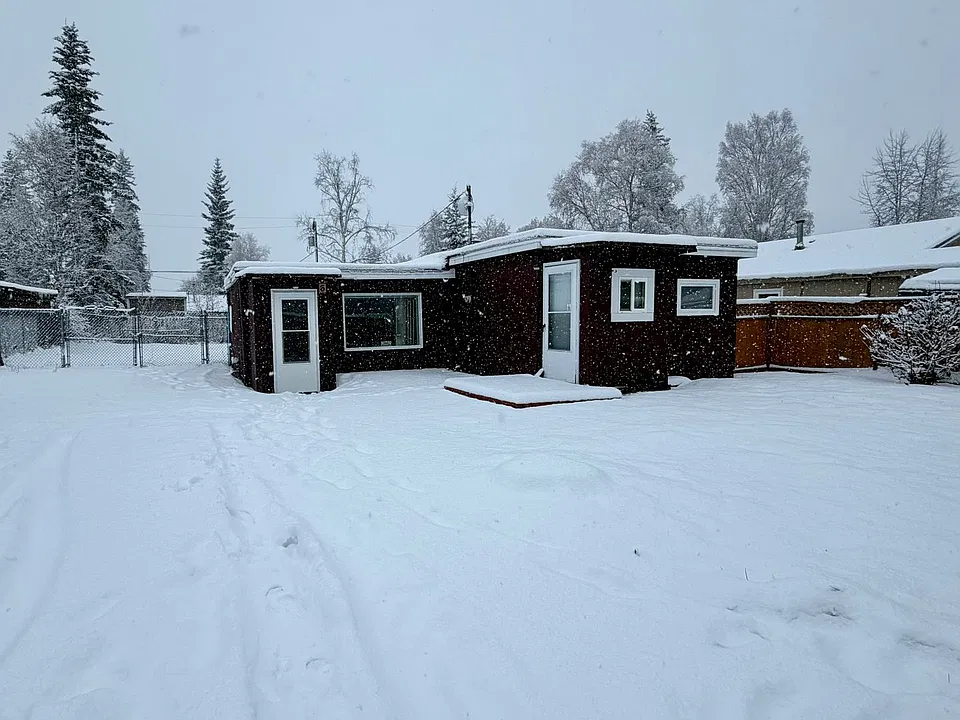 6 Blanche Ave