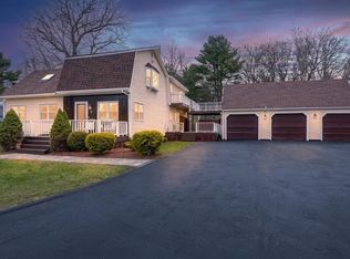 17 Weaver St, Wareham, MA 02571