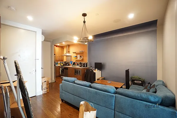 Rented by Rennit Inc. | media 19