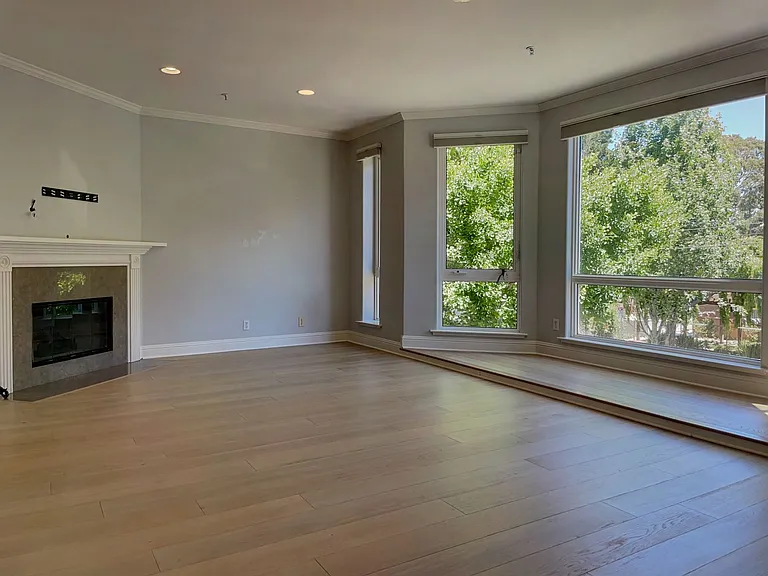1115 Divisadero St #1 — Photo 9